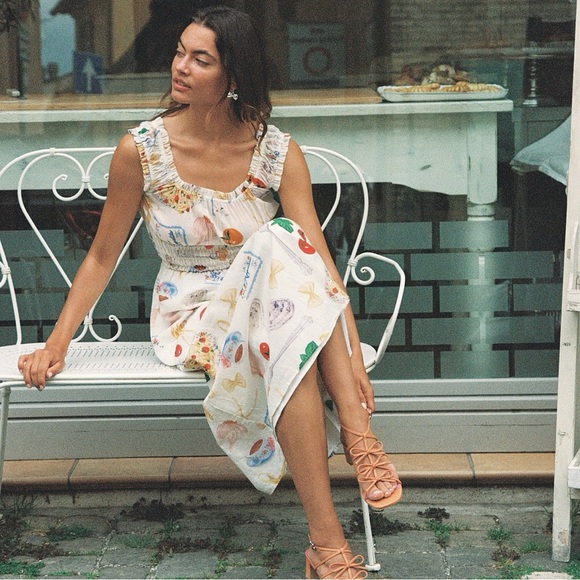 Lisa Says Gah Annie Dress - Picture 2 of 9